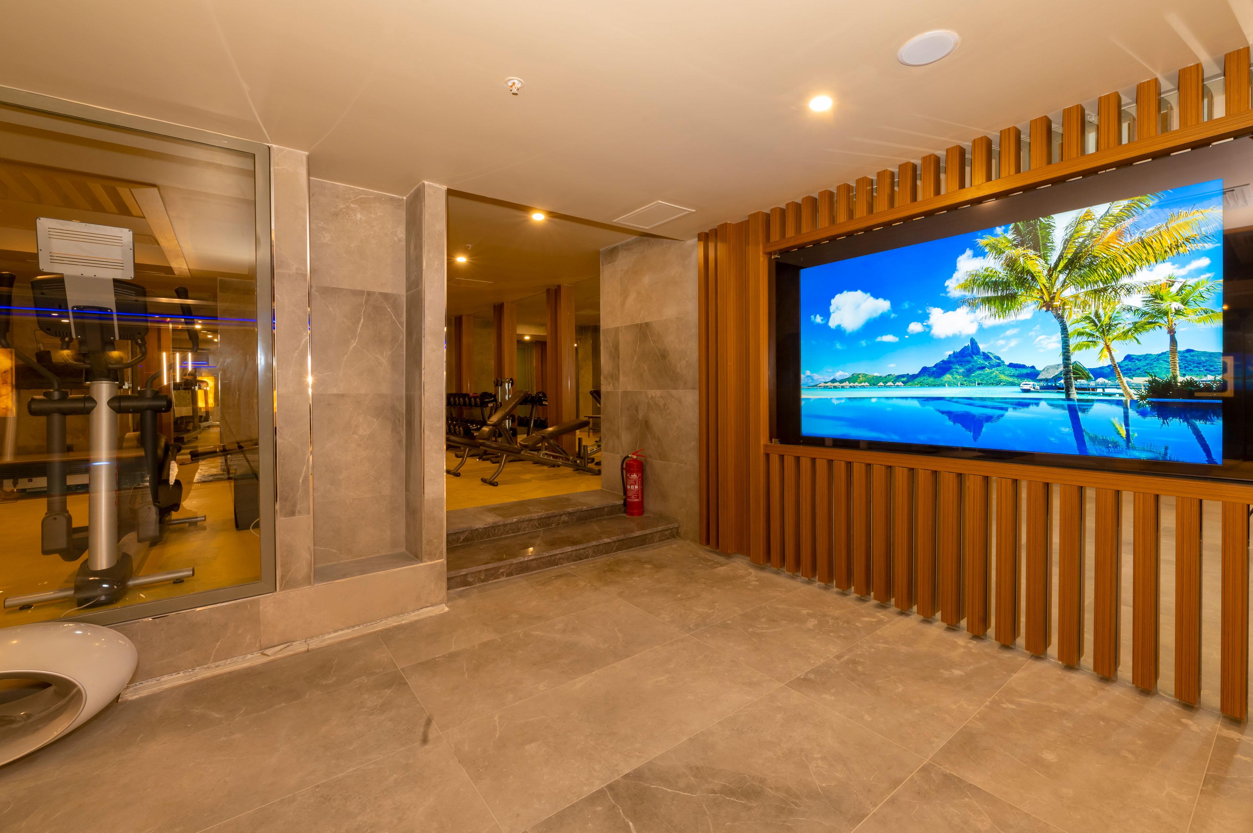 Ramada By Wyndham Istanbul Pera Taksim Hotel Ngoại thất bức ảnh The Fitness Studio